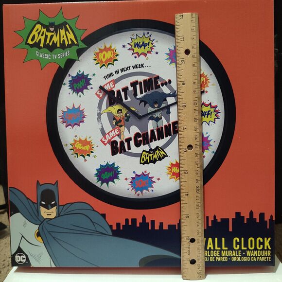 Batman And Robin Bat Time 12 Inch Wall Clock Official DC Comics Collectible - Picture 3 of 4